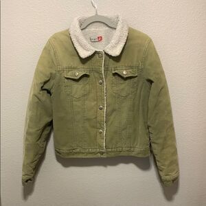 Kali Girl Sherpa Jacket in Green and White